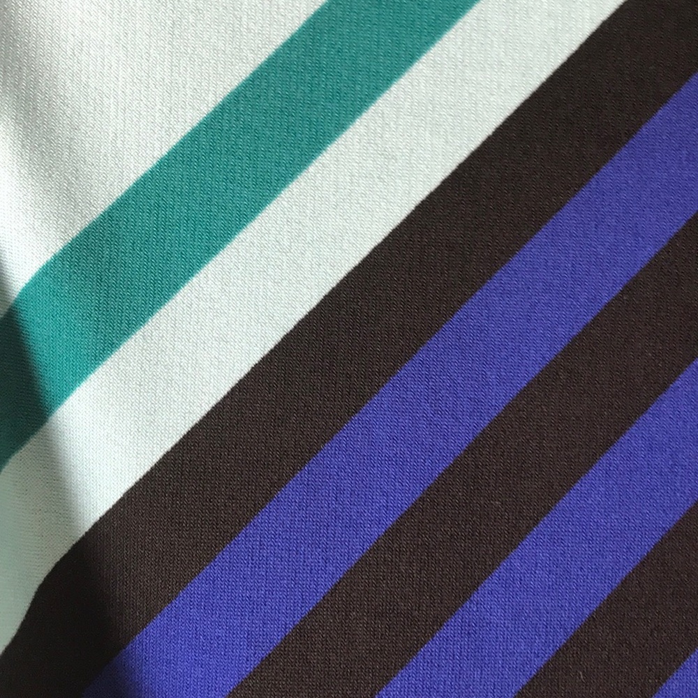 Dress - Picture 3 of 6